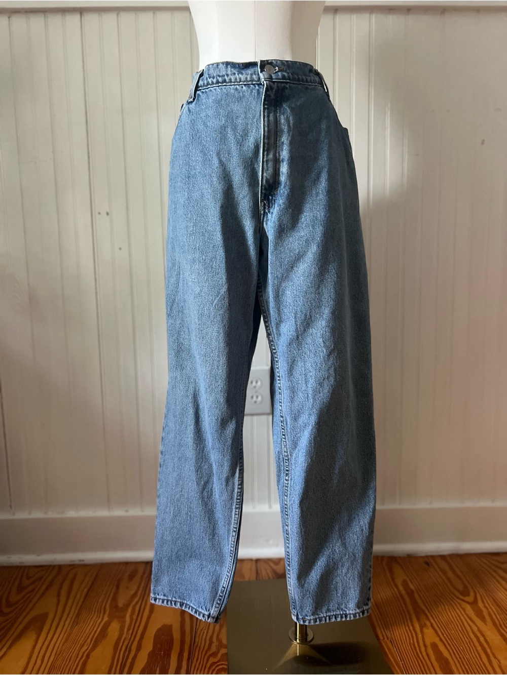 Vintage 98 Levi’s 550 Relaxed Tapered Leg Jeans Women's 18 Reg Light Wash USA